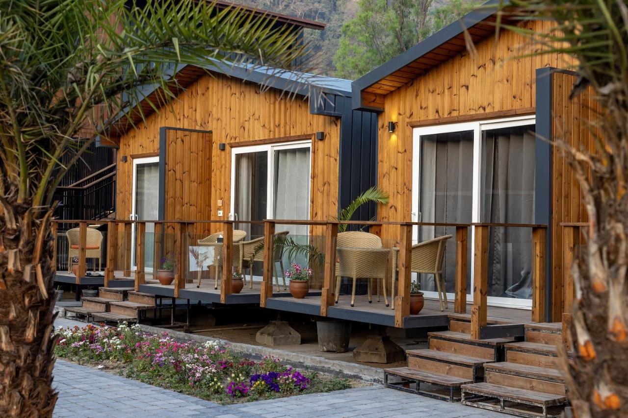 Justa Rasa Retreat & Spa Rishikesh Bijni Buitenkant foto